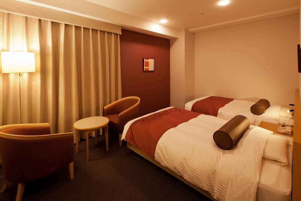 Ueda Tokyu Rei Hotel Extérieur photo