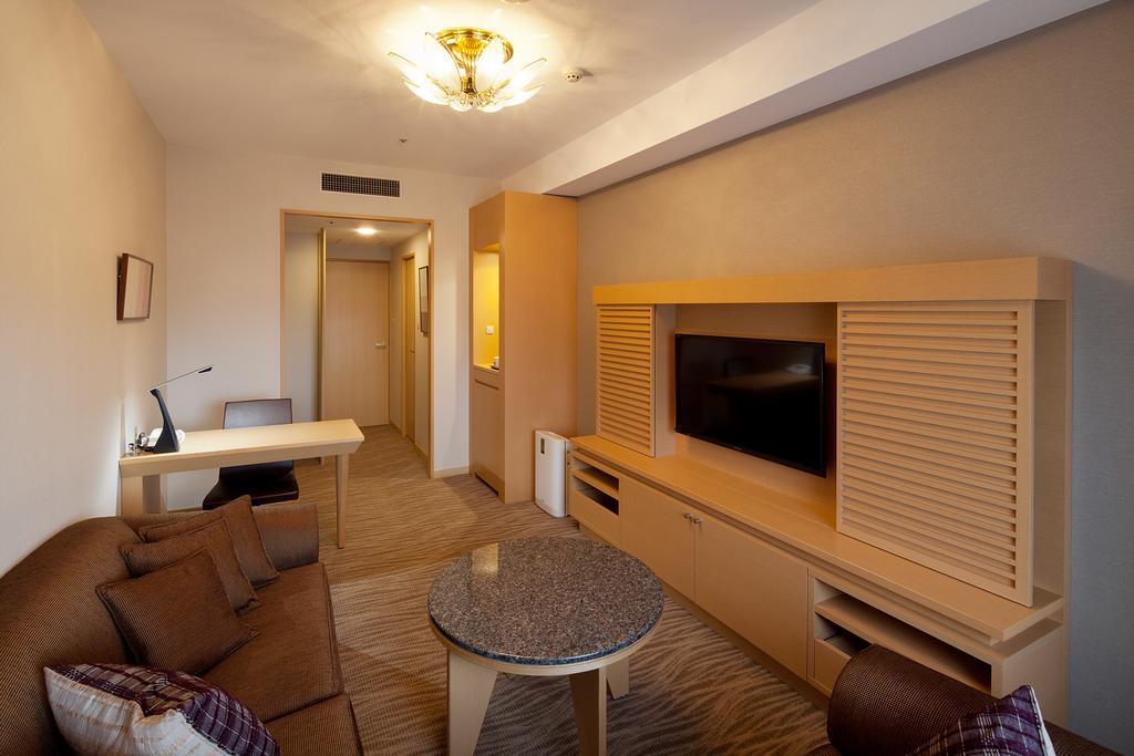 Ueda Tokyu Rei Hotel Extérieur photo