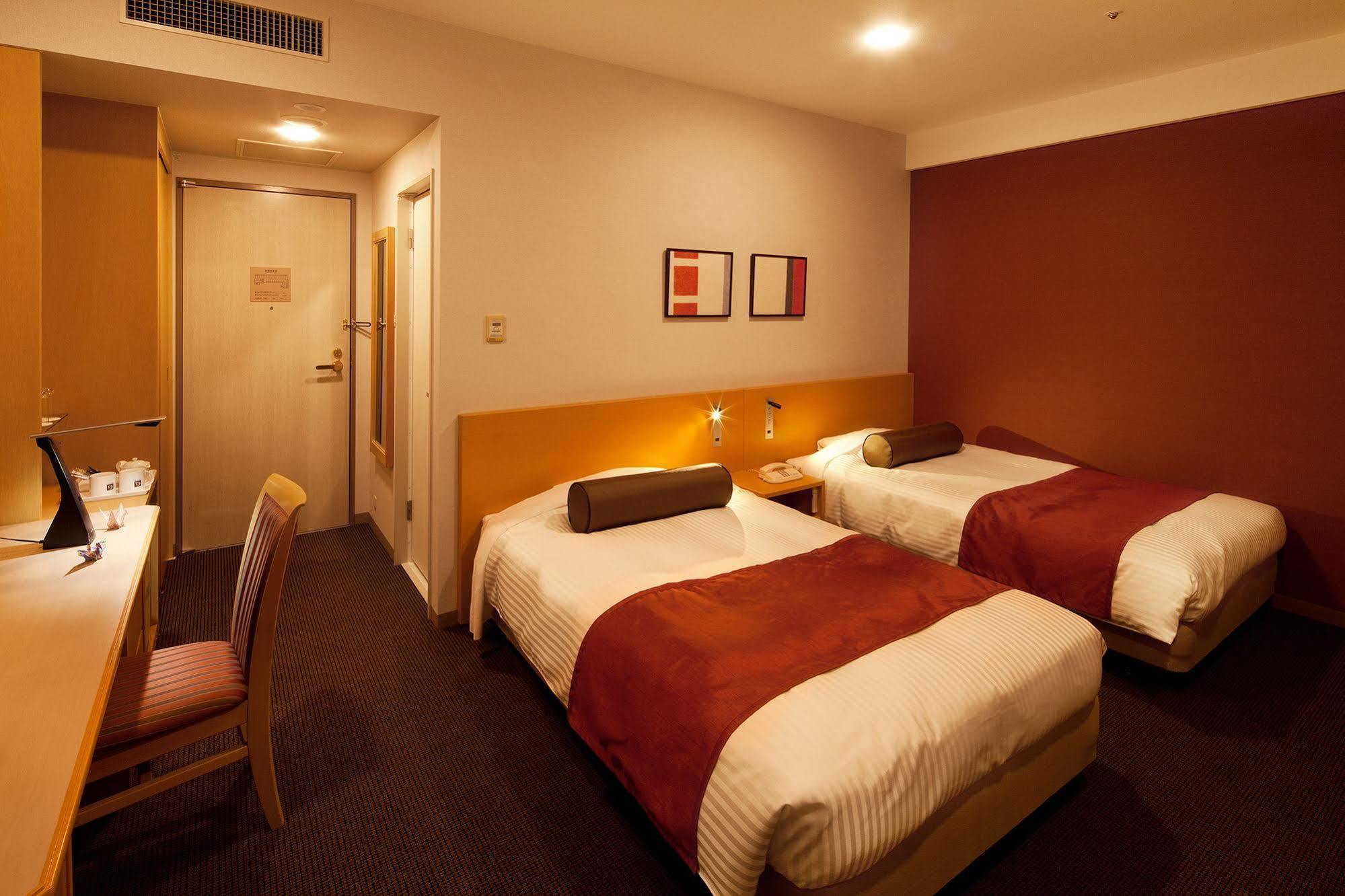 Ueda Tokyu Rei Hotel Extérieur photo
