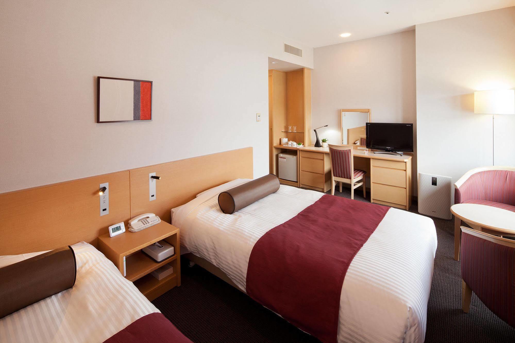 Ueda Tokyu Rei Hotel Extérieur photo